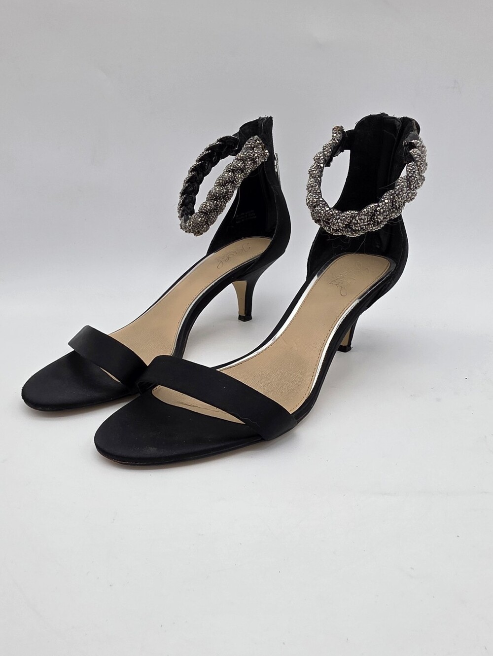 Jewel Badgley Mischka  Black Embellished Ankle-Strap‎ Women's Heel Pump Sz 9
